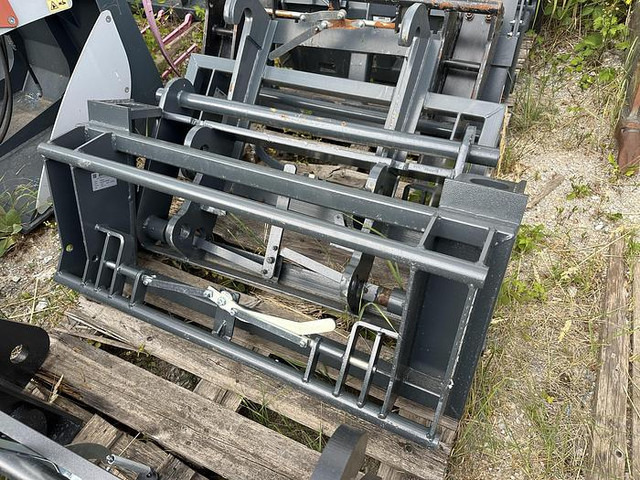 Sonarol John Deere Adapter pass. zu Euro Aufnahme - Attachment: picture 4 Sonarol John Deere Adapter pass. zu Euro Aufnahme - Attachment: picture 4