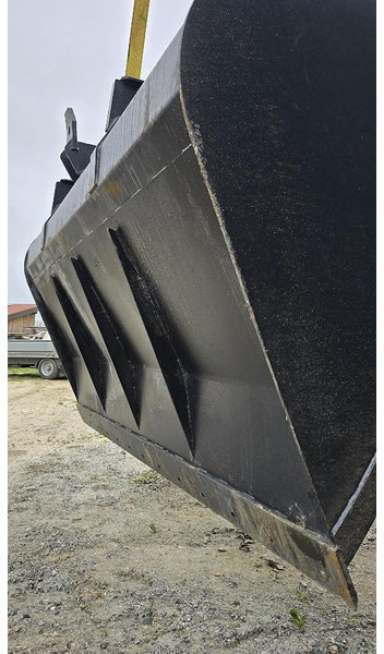 Big Volumenschaufel 250 cm mit Euro Aufnahme - Minibus, Passenger van: picture 5 Big Volumenschaufel 250 cm mit Euro Aufnahme - Minibus, Passenger van: picture 5