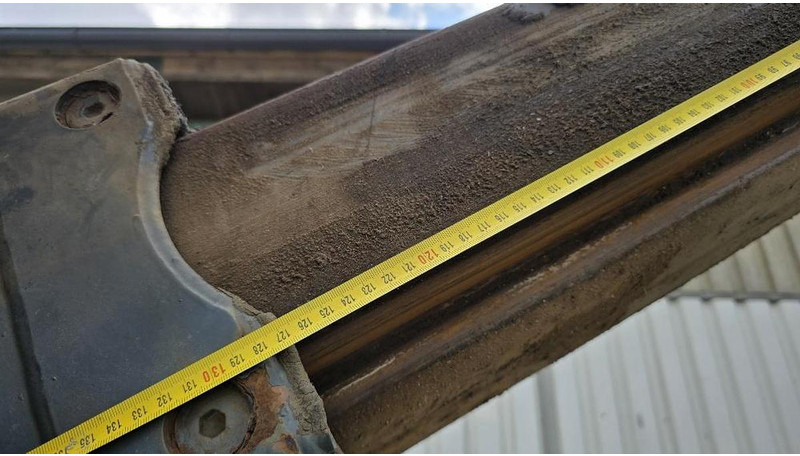 HYVA Hakenlift mit Knick - Teleskoparm - Roll-off/ Skip trailer: picture 2 HYVA Hakenlift mit Knick - Teleskoparm - Roll-off/ Skip trailer: picture 2