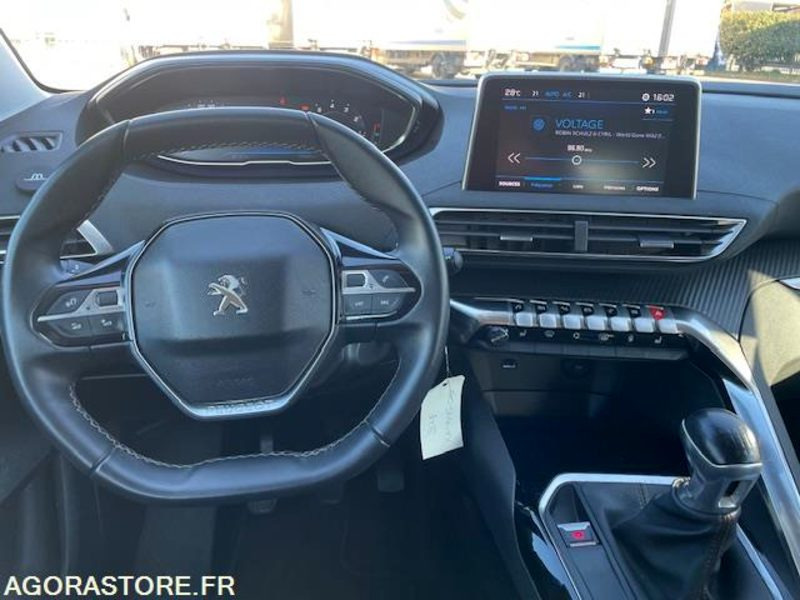 3008 ACTIVE 1.2i 130cv- 2018- 94200 KM - SUV: picture 5 3008 ACTIVE 1.2i 130cv- 2018- 94200 KM - SUV: picture 5