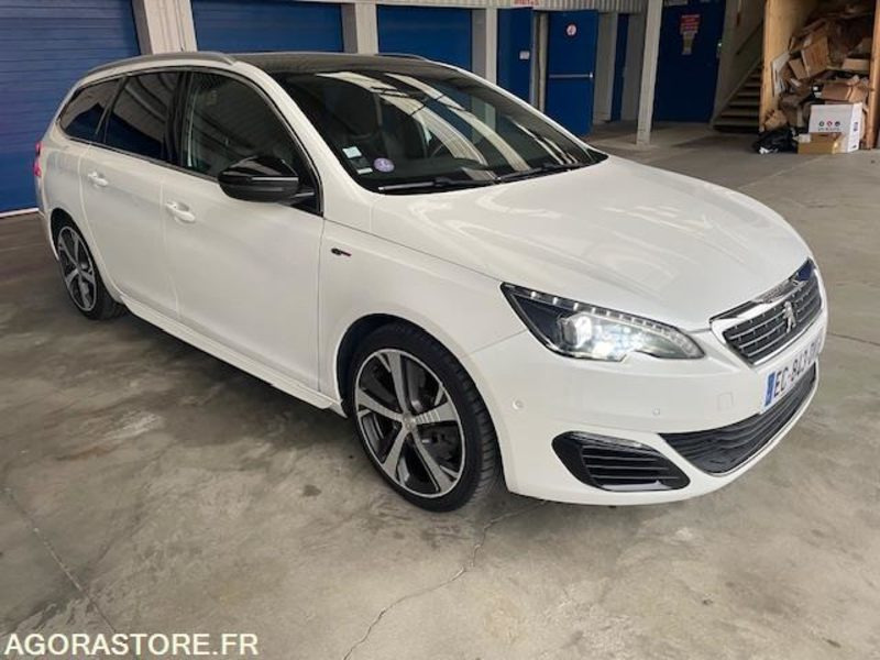 308 SW GT 1.6 THP 205cv - 05/2016 - 140150 KM - Car: picture 4 308 SW GT 1.6 THP 205cv - 05/2016 - 140150 KM - Car: picture 4