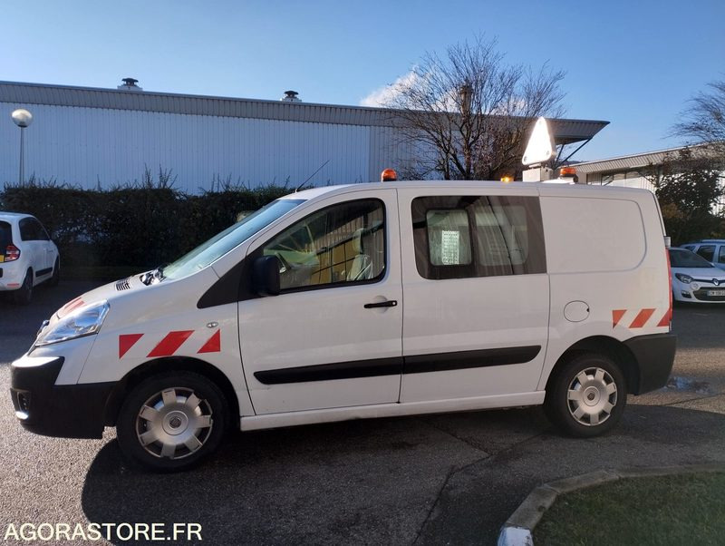 ACCIDENTÉ VEI_FIAT SCUDO _ BS-499-YF - Panel van: picture 3 ACCIDENTÉ VEI_FIAT SCUDO _ BS-499-YF - Panel van: picture 3