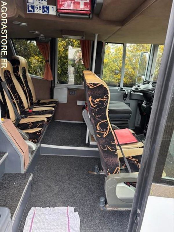 AUTOCAR VANHOOL TX 20 EURO 6 - 2015 - 507000km - Coach: picture 5 AUTOCAR VANHOOL TX 20 EURO 6 - 2015 - 507000km - Coach: picture 5