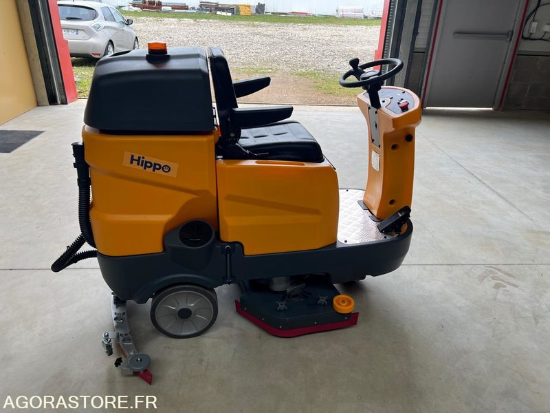 Autolaveuse Hippo AR-X9 NEUVE - Scrubber dryer: picture 1 Autolaveuse Hippo AR-X9 NEUVE - Scrubber dryer: picture 1