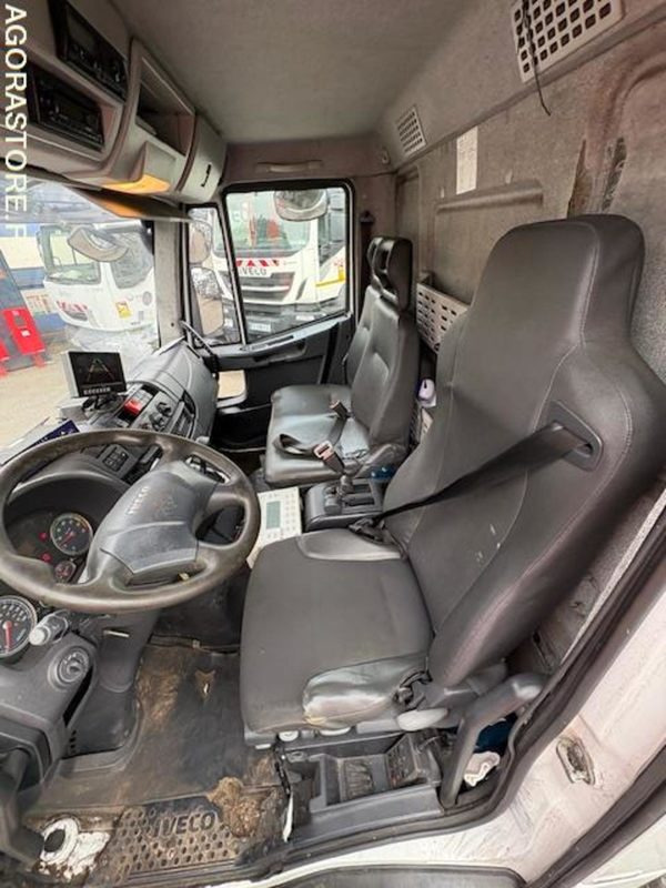 BOM 12T IVECO GNC (6037-66ICAM571X) - Garbage truck: picture 3 BOM 12T IVECO GNC (6037-66ICAM571X) - Garbage truck: picture 3