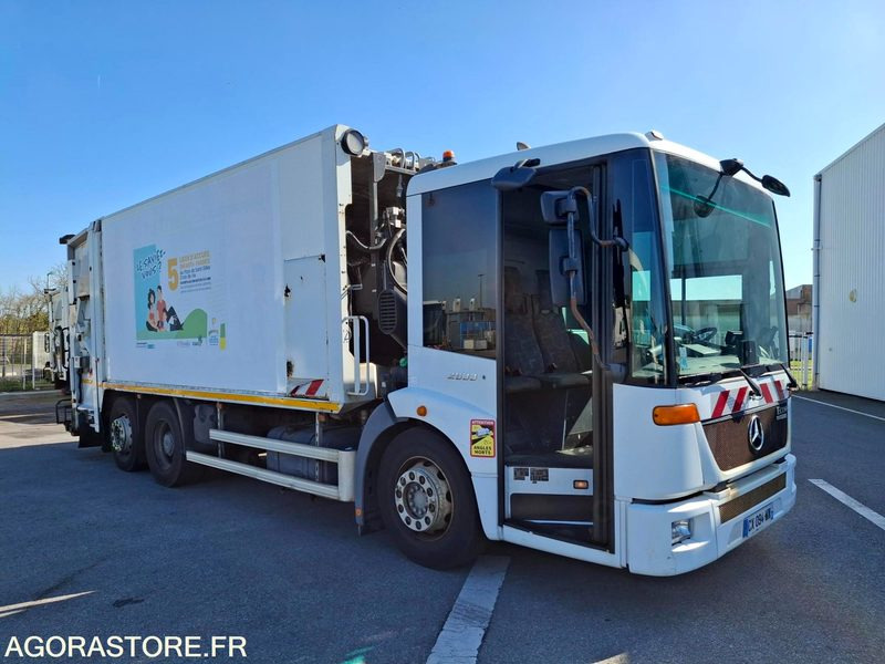 BOM Mercedes Econic 243135 kms 2013 - CX-094-MW - Garbage truck: picture 3 BOM Mercedes Econic 243135 kms 2013 - CX-094-MW - Garbage truck: picture 3