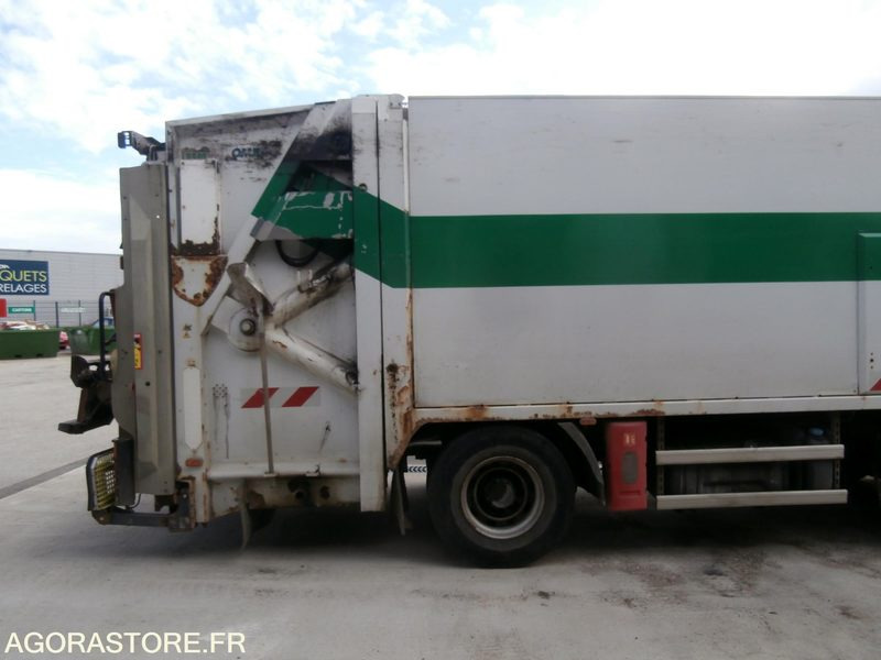 Benne Renault Premium 29HAB2 SEMAT - 2008 - 185600 kms - Garbage truck: picture 3 Benne Renault Premium 29HAB2 SEMAT - 2008 - 185600 kms - Garbage truck: picture 3