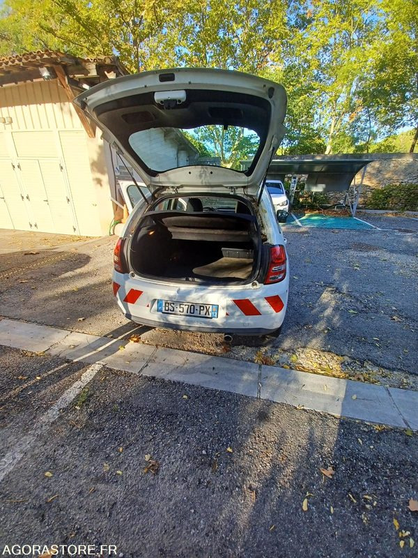 CITROEN C3 - 2 PLACES - REF SCP/900 - Car: picture 3 CITROEN C3 - 2 PLACES - REF SCP/900 - Car: picture 3