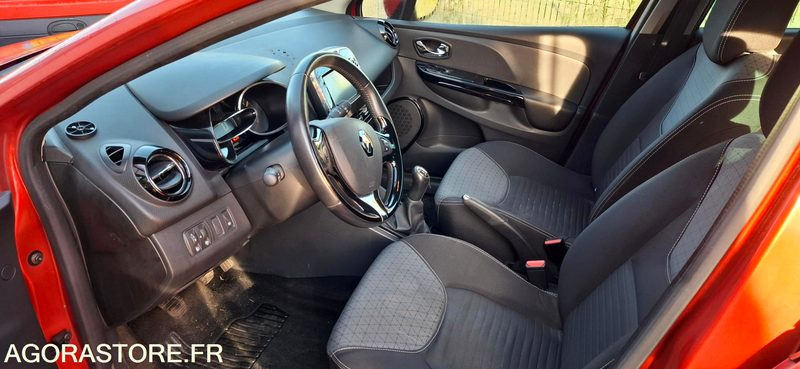 CLIO 1.5 dCi 90 - CZ 772 KF - Car: picture 4 CLIO 1.5 dCi 90 - CZ 772 KF - Car: picture 4