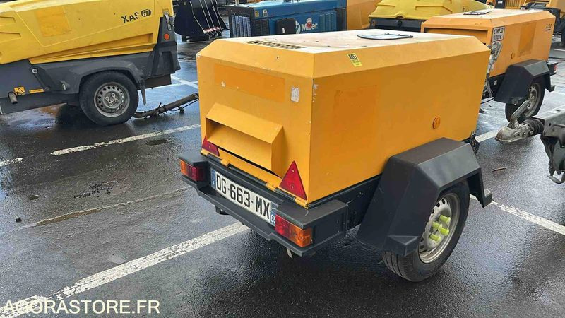 COMPRESSEUR INGERSOLL RAND 720 - 2014 - 701H (COM23D10960) - Air compressor: picture 3 COMPRESSEUR INGERSOLL RAND 720 - 2014 - 701H (COM23D10960) - Air compressor: picture 3