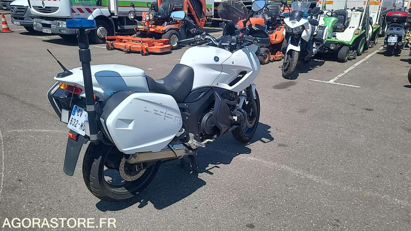 Motorcycle CV 632 MQ - YAMAHA TDM 900 - 2013 - 78214KM: picture 8 Motorcycle CV 632 MQ - YAMAHA TDM 900 - 2013 - 78214KM: picture 8