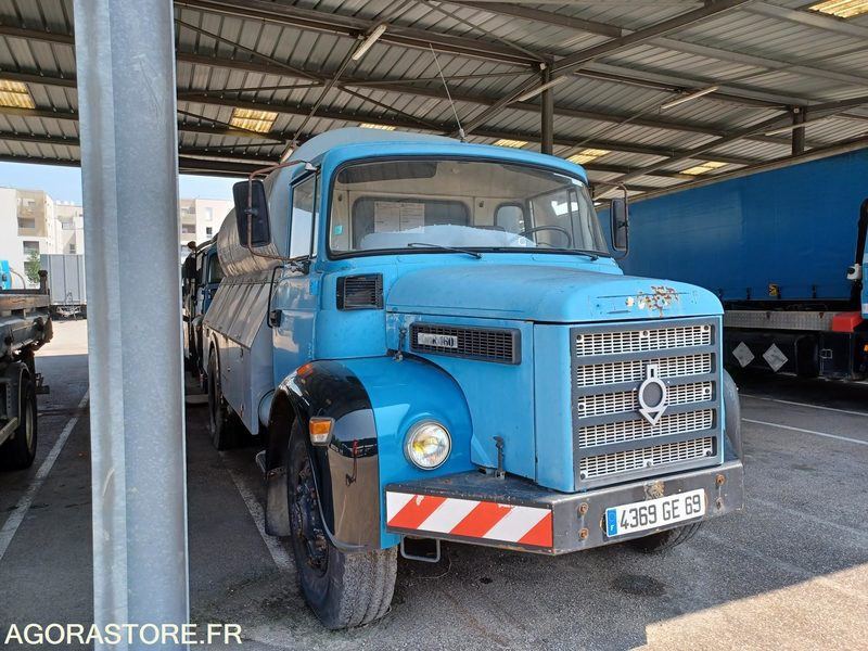 Camion HP / BERLIET 1976 4369GE69 Equipement incomplet - Vacuum truck: picture 3 Camion HP / BERLIET 1976 4369GE69 Equipement incomplet - Vacuum truck: picture 3