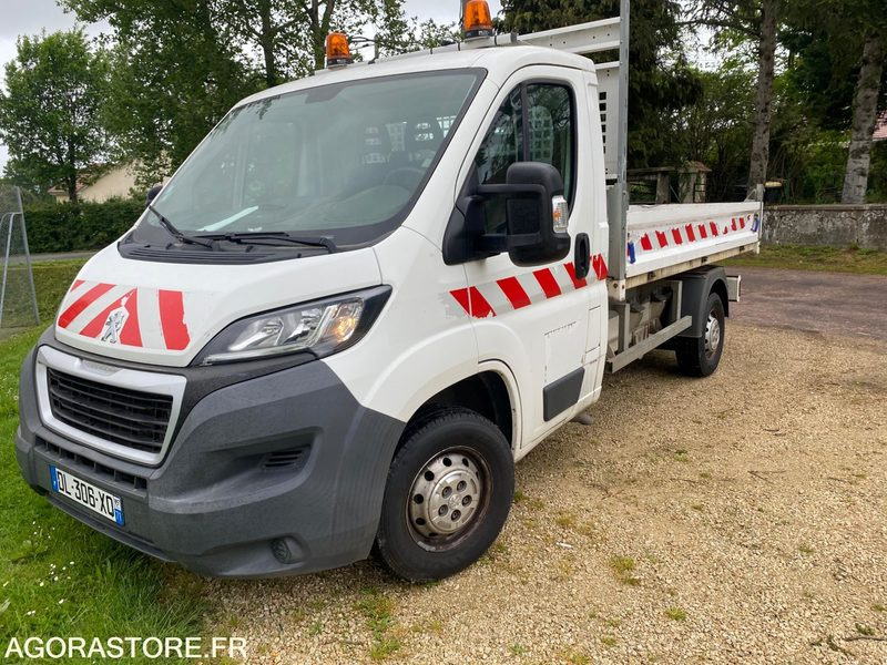 Camion benne Peugeot BOXER - 2014 - 70 000km - Tipper van: picture 1 Camion benne Peugeot BOXER - 2014 - 70 000km - Tipper van: picture 1