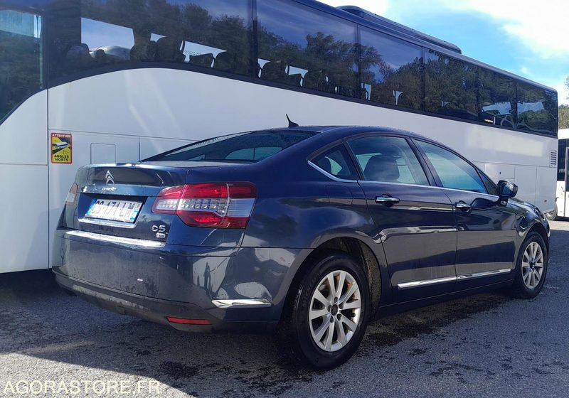 Citroën c5 hdi année 2013 504000km - Car: picture 2 Citroën c5 hdi année 2013 504000km - Car: picture 2