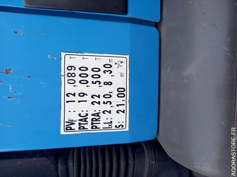 Combiné Hydrocureur - Aspirateur sur camion 19T - Vacuum truck: picture 2 Combiné Hydrocureur - Aspirateur sur camion 19T - Vacuum truck: picture 2
