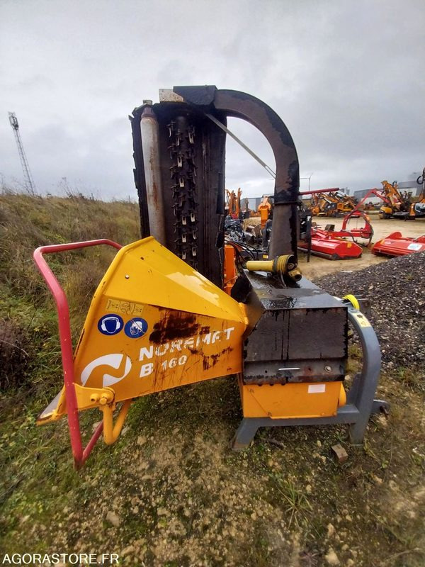 DECHIQUETEUSE DE BRANCHES NOREMAT B160 - Wood chipper: picture 4 DECHIQUETEUSE DE BRANCHES NOREMAT B160 - Wood chipper: picture 4