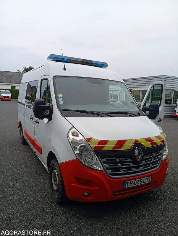 EH-025-LT - Roulant - RENAULT MASTER - VASP - 363 000 Kms - Ambulance: picture 2 EH-025-LT - Roulant - RENAULT MASTER - VASP - 363 000 Kms - Ambulance: picture 2