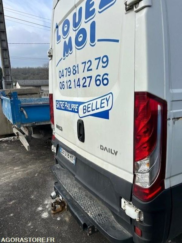 FOURGON IVECO DAILY 35-150 120000 KM 2016 - Panel van: picture 5 FOURGON IVECO DAILY 35-150 120000 KM 2016 - Panel van: picture 5