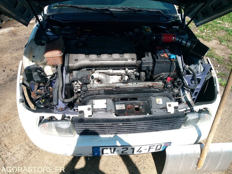 Car Fiat coupée 2.0L 20V: picture 17