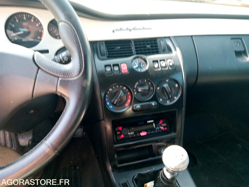 Car Fiat coupée 2.0L 20V: picture 14