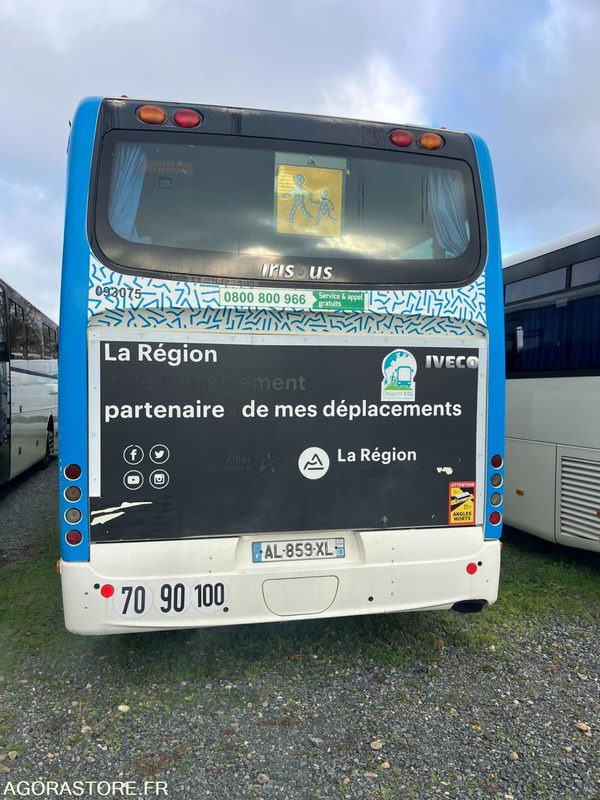 IVECO CROSSWAY 12.80M N°093075 - School bus: picture 4 IVECO CROSSWAY 12.80M N°093075 - School bus: picture 4