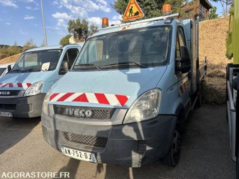 IVECO DAILY - 2010 - 201462KM - AN752DJ - Panel van: picture 2 IVECO DAILY - 2010 - 201462KM - AN752DJ - Panel van: picture 2