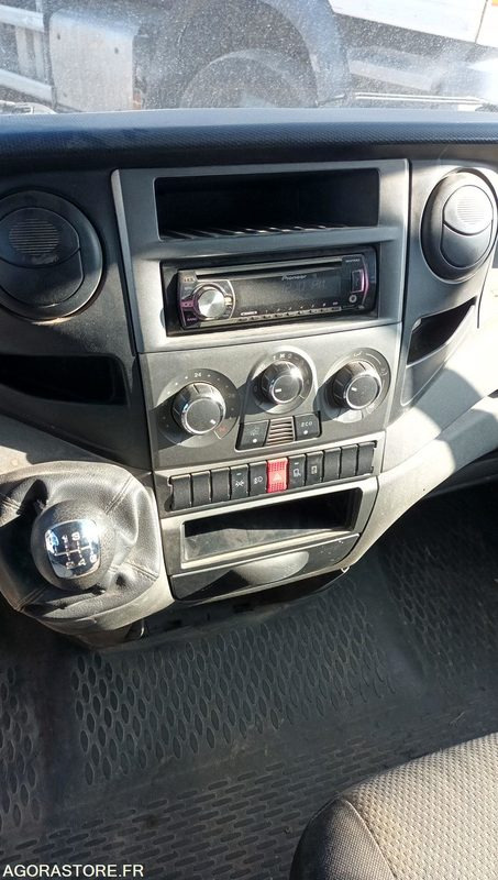 Iveco - 2013 - 275975kms - CX-315-AK - Panel van: picture 5 Iveco - 2013 - 275975kms - CX-315-AK - Panel van: picture 5