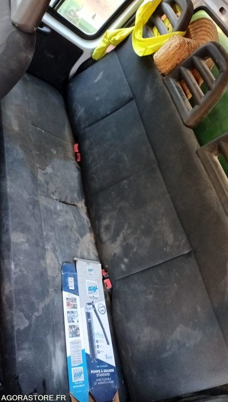 Iveco 35C13 - 2013 - 290004kms - CX-404-AK - Tipper van: picture 5 Iveco 35C13 - 2013 - 290004kms - CX-404-AK - Tipper van: picture 5