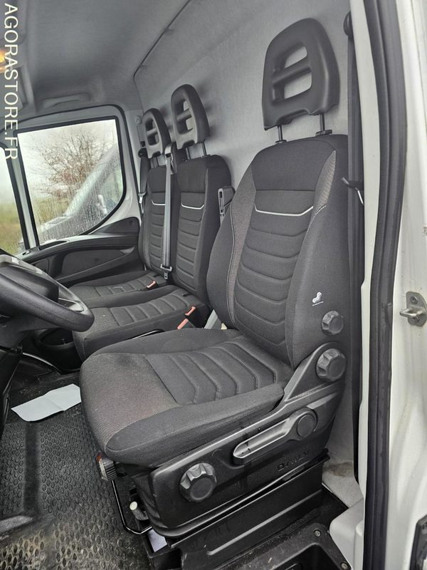 Iveco daily 35S14 - GJ847HQ - 8815 kms 2022 - Panel van: picture 5 Iveco daily 35S14 - GJ847HQ - 8815 kms 2022 - Panel van: picture 5