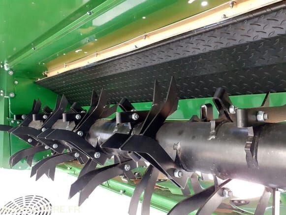 Krone EASY CUT R 320 CV - NEUVE GARANTI 1 AN - Mower: picture 5 Krone EASY CUT R 320 CV - NEUVE GARANTI 1 AN - Mower: picture 5