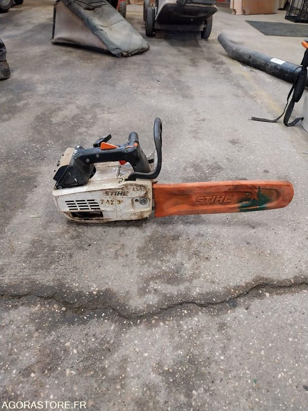 LOT de 3 tronçonneuses STIHL / - Garden equipment: picture 2 LOT de 3 tronçonneuses STIHL / - Garden equipment: picture 2