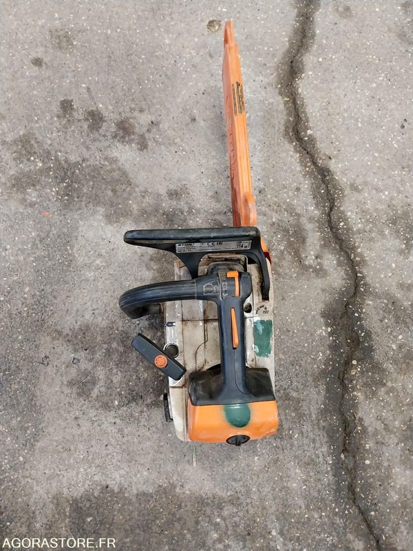 LOT de 3 tronçonneuses STIHL / - Garden equipment: picture 4 LOT de 3 tronçonneuses STIHL / - Garden equipment: picture 4