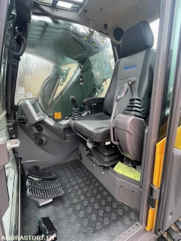 MECALAC 6MCR 2023 1200 HEURES - Excavator: picture 3 MECALAC 6MCR 2023 1200 HEURES - Excavator: picture 3