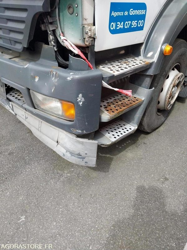 MERCEDES Actros HUWER 2004 (250 000Km) NON ROULANT EXPORT UNIQUEMENT - Vacuum truck: picture 2 MERCEDES Actros HUWER 2004 (250 000Km) NON ROULANT EXPORT UNIQUEMENT - Vacuum truck: picture 2