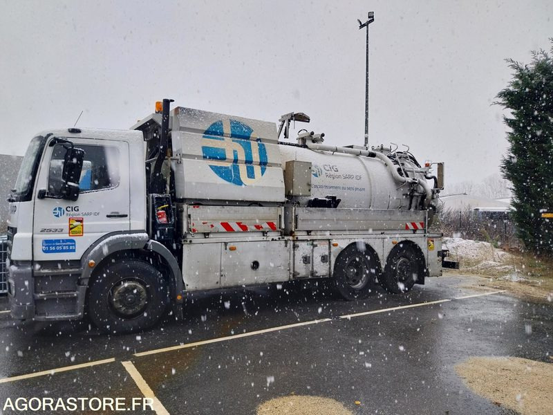 MERCEDES Actros HUWER 2006 (350000Km) NON ROULANT EXPORT UNIQUEMENT - Vacuum truck: picture 2 MERCEDES Actros HUWER 2006 (350000Km) NON ROULANT EXPORT UNIQUEMENT - Vacuum truck: picture 2
