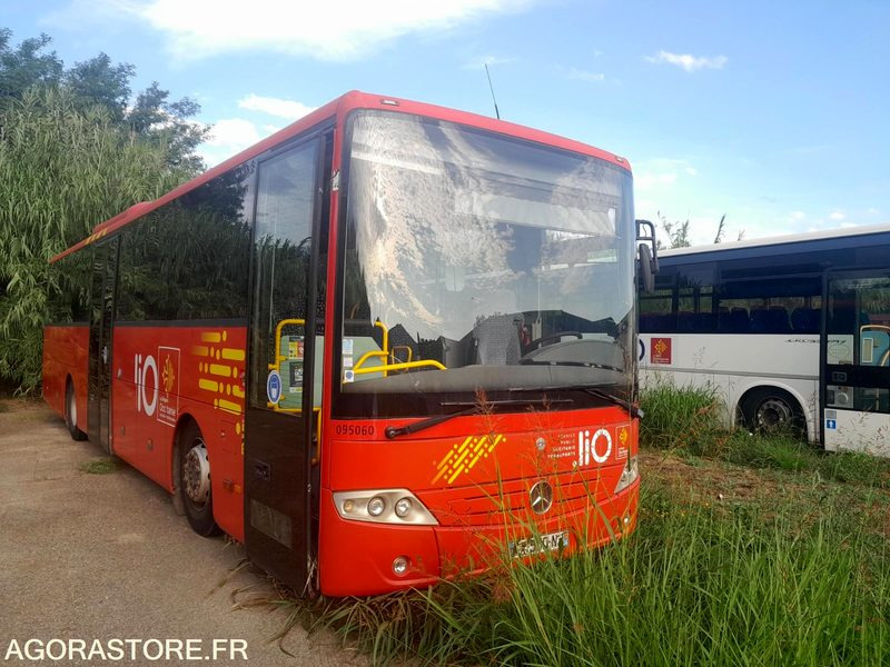 MERCEDES INTOURO N°095060 - School bus: picture 1 MERCEDES INTOURO N°095060 - School bus: picture 1