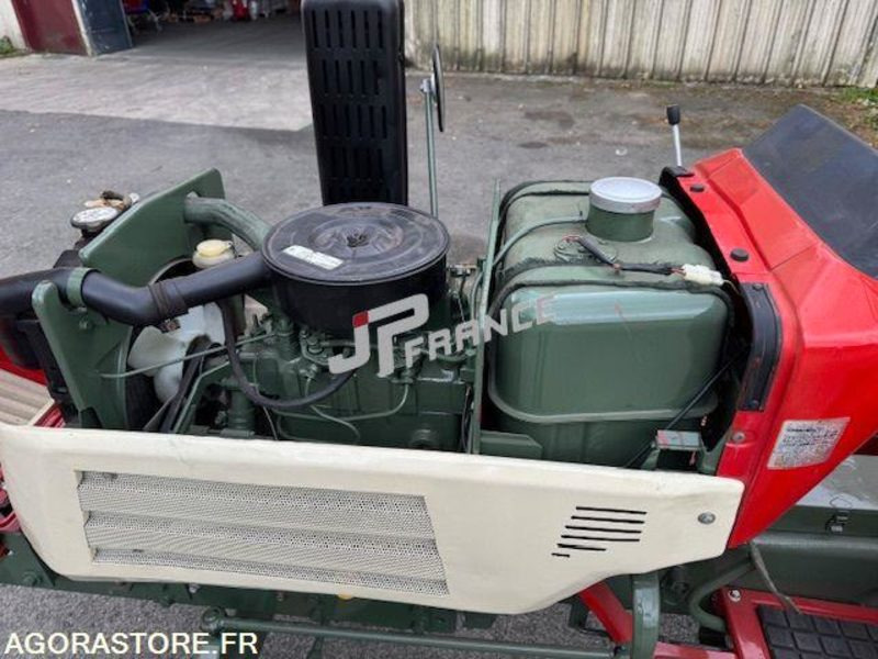 MICROTRACTEUR YANMAR 20CV 2 CYLINDRES 1150CM3 D'OCCASION 2RM TRES BON ETAT 810H - Farm tractor: picture 5 MICROTRACTEUR YANMAR 20CV 2 CYLINDRES 1150CM3 D'OCCASION 2RM TRES BON ETAT 810H - Farm tractor: picture 5