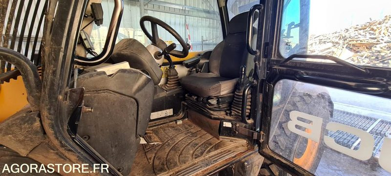CHARIOT TELESCOPIQUE - ES 8275 - 8689 HEURES - Material handling equipment: picture 3 CHARIOT TELESCOPIQUE - ES 8275 - 8689 HEURES - Material handling equipment: picture 3