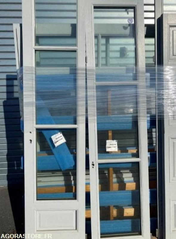 Menuiseries bois DE LA ROSA - Tool/ Equipment: picture 2 Menuiseries bois DE LA ROSA - Tool/ Equipment: picture 2