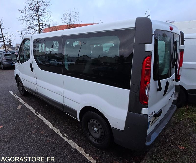 Opel Vivaro Combi 9 places L2H1 -2.0 cdti 120ch - Roulant - Minibus, Passenger van: picture 2 Opel Vivaro Combi 9 places L2H1 -2.0 cdti 120ch - Roulant - Minibus, Passenger van: picture 2
