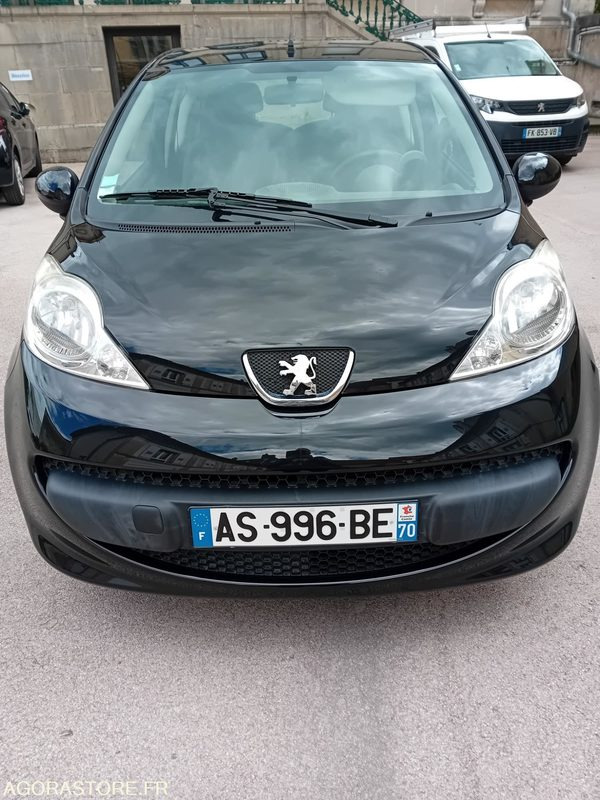 PEUGEOT 107 - Car: picture 1 PEUGEOT 107 - Car: picture 1