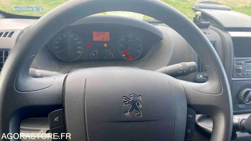 Panel van PEUGEOT BOXER 85065kms - 2008: picture 11