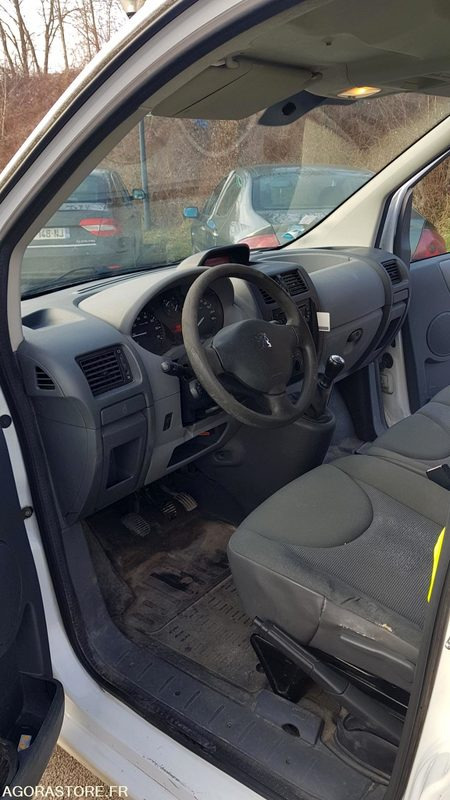 Small van PEUGEOT EXPERT  2009     134695 Kms: picture 7