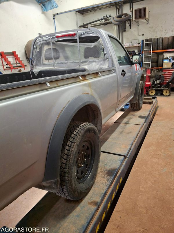 PICK UP D MAX   ISUZU - Pickup truck: picture 4 PICK UP D MAX   ISUZU - Pickup truck: picture 4