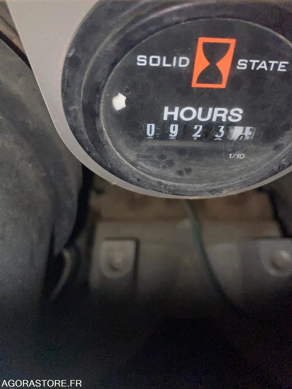 PORTE-OUTILS DITCH WITCH ZAHN R300 - Loader: picture 4 PORTE-OUTILS DITCH WITCH ZAHN R300 - Loader: picture 4