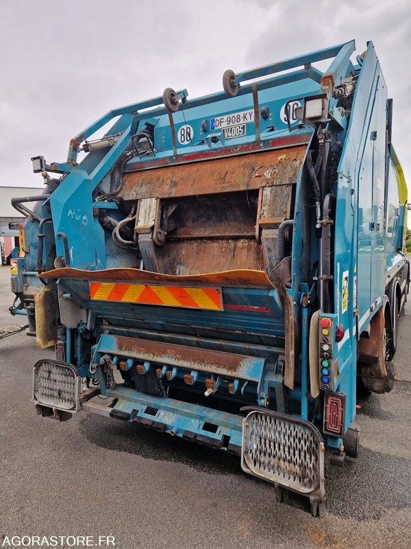 PORTEUR BOM 26T VOLVO GEESINK (C4005) 2014 (120579 KMS) - Garbage truck: picture 2 PORTEUR BOM 26T VOLVO GEESINK (C4005) 2014 (120579 KMS) - Garbage truck: picture 2