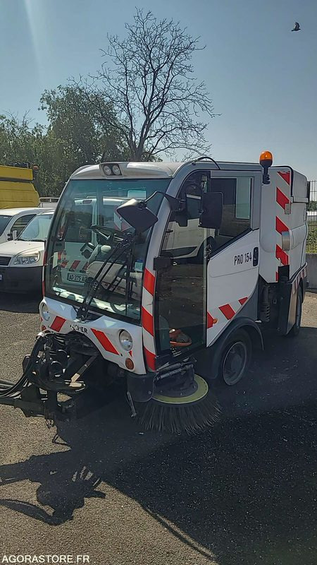 PRO 154 - CITYCAT 2020 - 47019KM - 2010 - Garden equipment: picture 1 PRO 154 - CITYCAT 2020 - 47019KM - 2010 - Garden equipment: picture 1