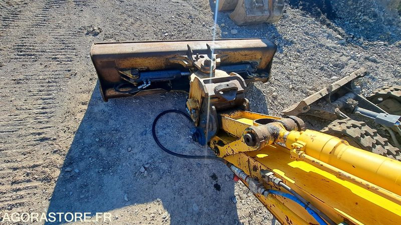 Pelle New Holland E135SR-1ES Diesel 2007 - Crawler excavator: picture 5 Pelle New Holland E135SR-1ES Diesel 2007 - Crawler excavator: picture 5