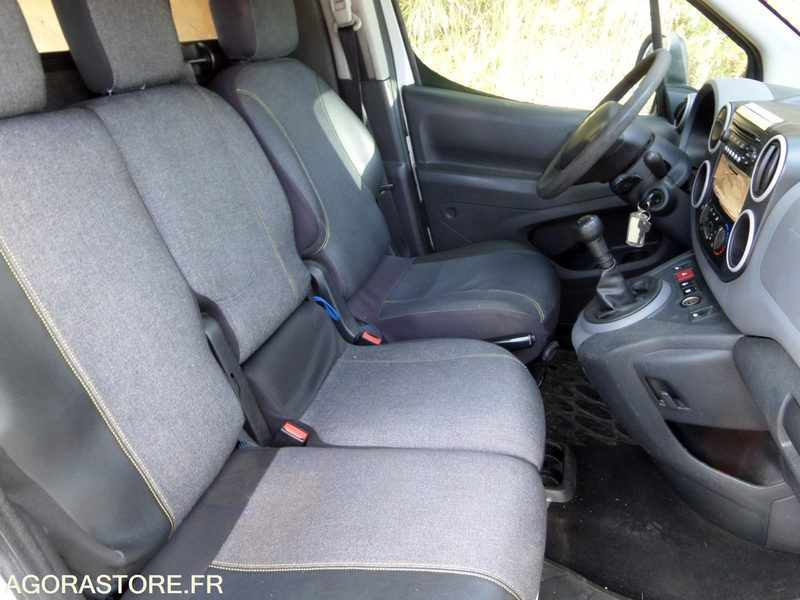 Small van Peugeot Partner -2011 - 182000km (BW-168-WR): picture 6