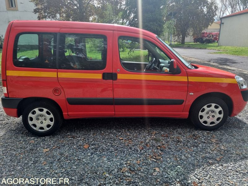 Peugeot Partner - - Small van: picture 3 Peugeot Partner - - Small van: picture 3